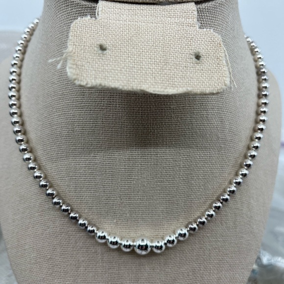 Vintage Sterling Silver Graduated Bead Necklace – 16" – 13.5g - Picture 13 of 16